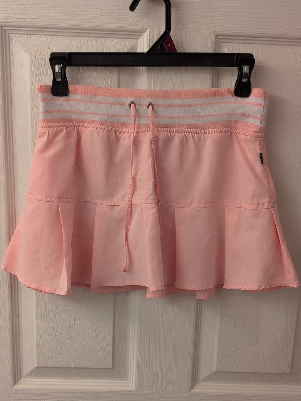 NWOT  Y2K  Mini Skirt